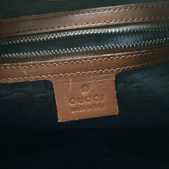 Gucci bamboo handle bag - Picture 2 of 3
